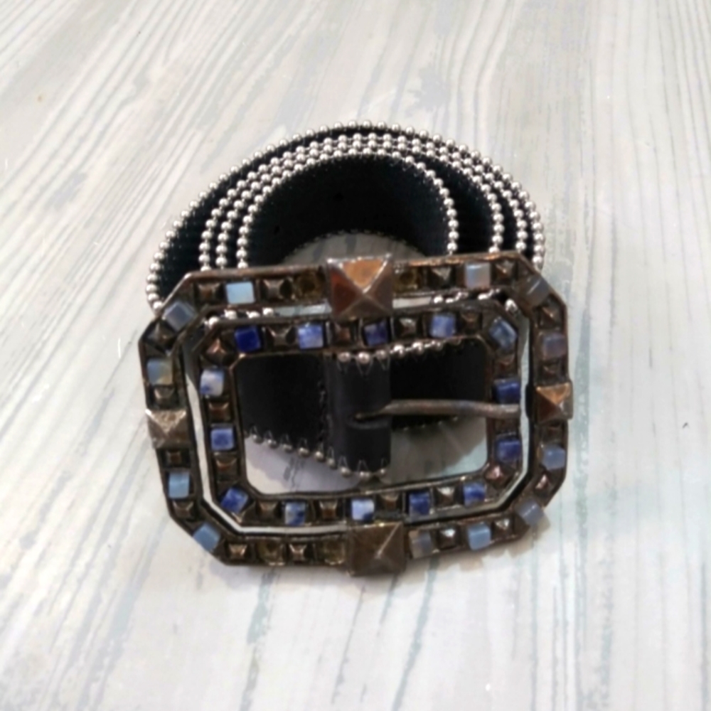 Leatherock women's belt size Medium 34
